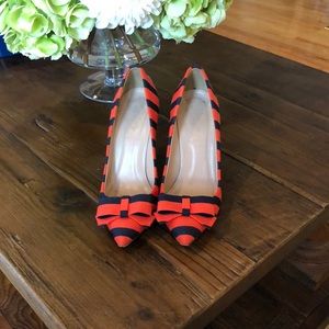 Red and navy j Crew collection pumps